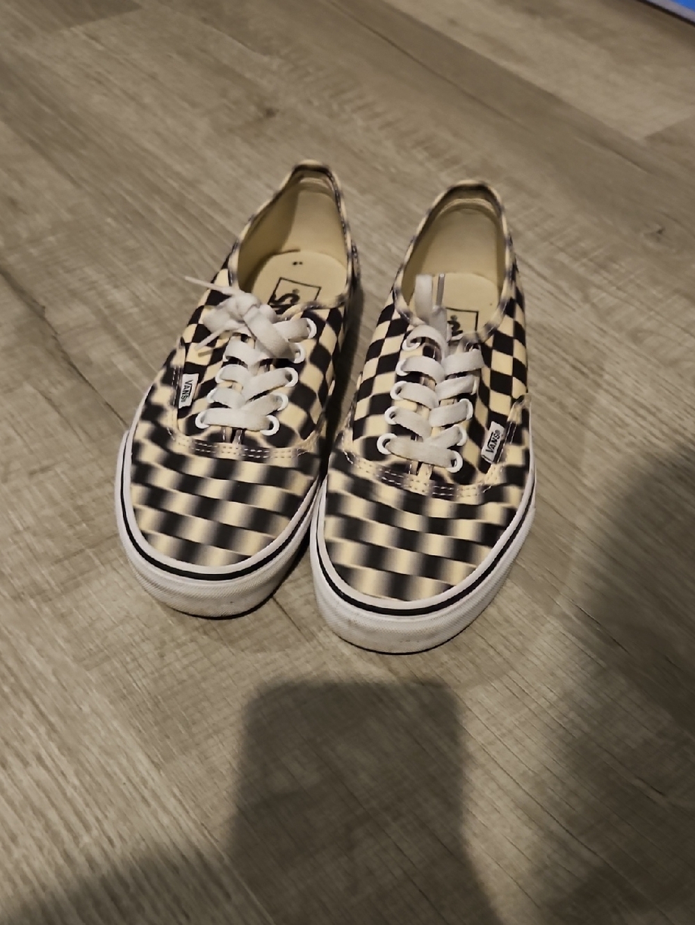 Vans Checkerboard Low-Top Sneakers in Black & Cream